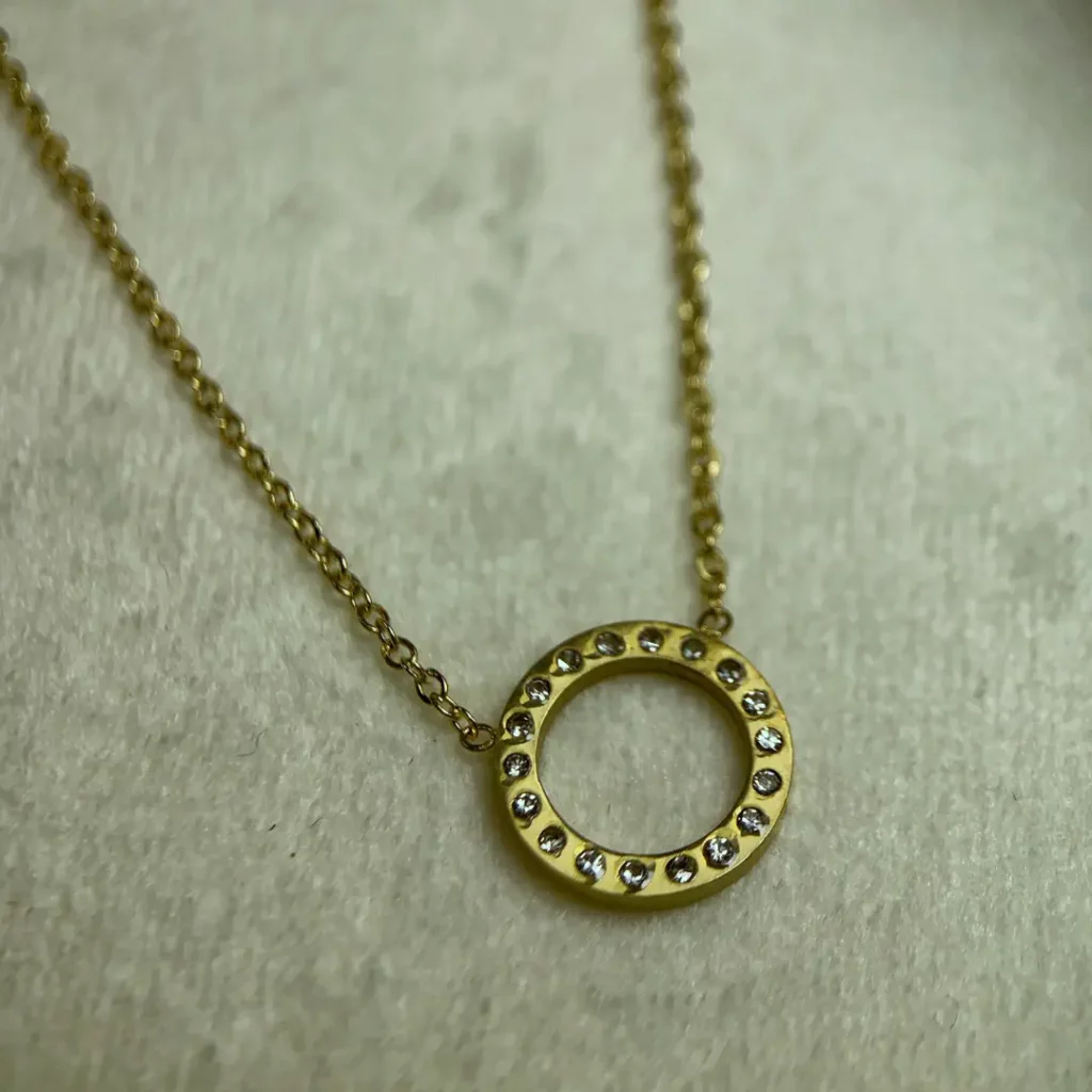 Collier or inox