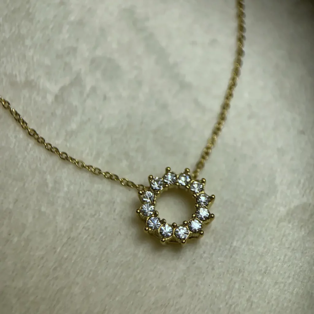 Collier or inox